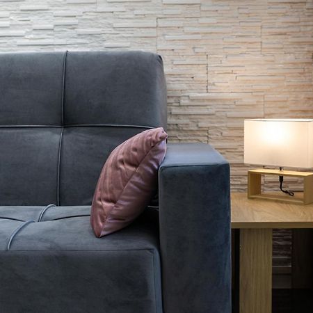 New Glamorous Apartment In Downtown Салоники Экстерьер фото