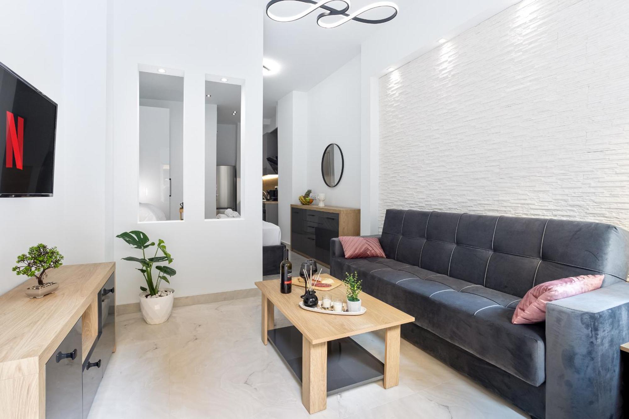 New Glamorous Apartment In Downtown Салоники Экстерьер фото
