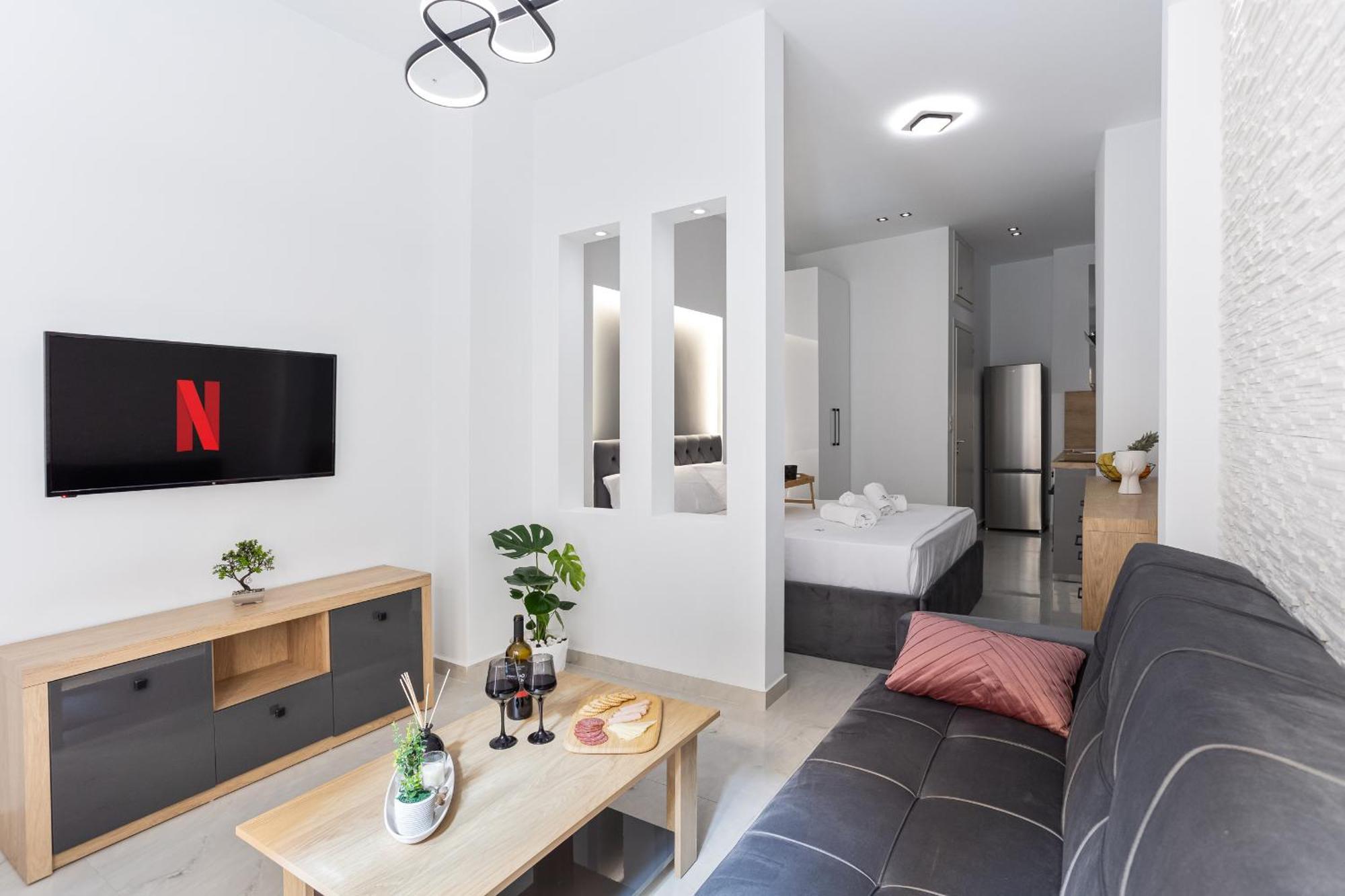 New Glamorous Apartment In Downtown Салоники Экстерьер фото